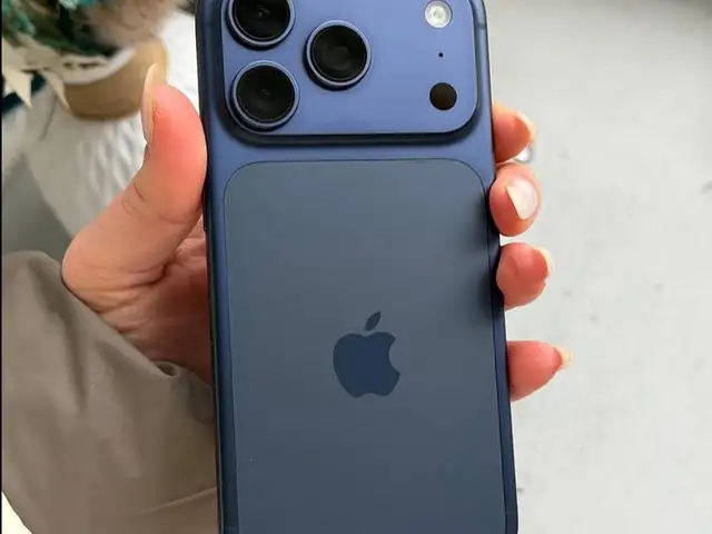 Apple iPhone 17 Pro Max, 512 gb, Silver Дубликат, Хуҷанд