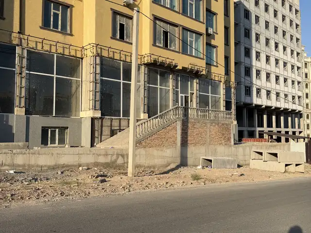 Помещение под свободное назначение, 300м², 18 мк, Хуҷанд