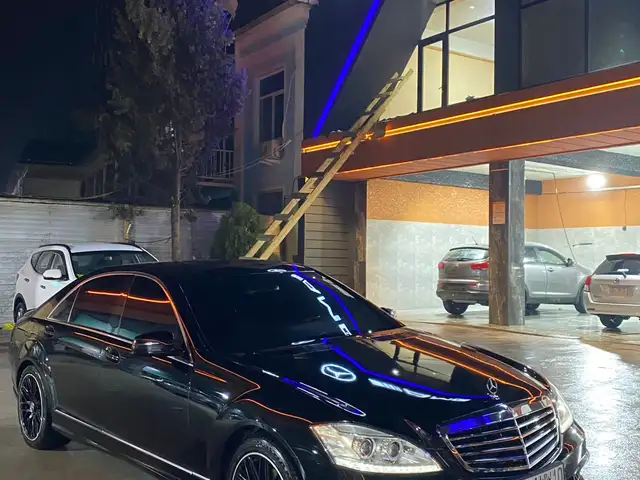 Mercedes-Benz S class