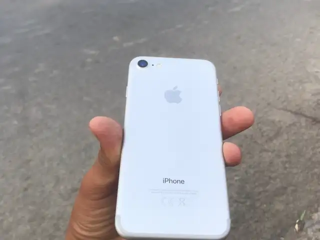 Apple iPhone 7, 32 gb, Рудаки