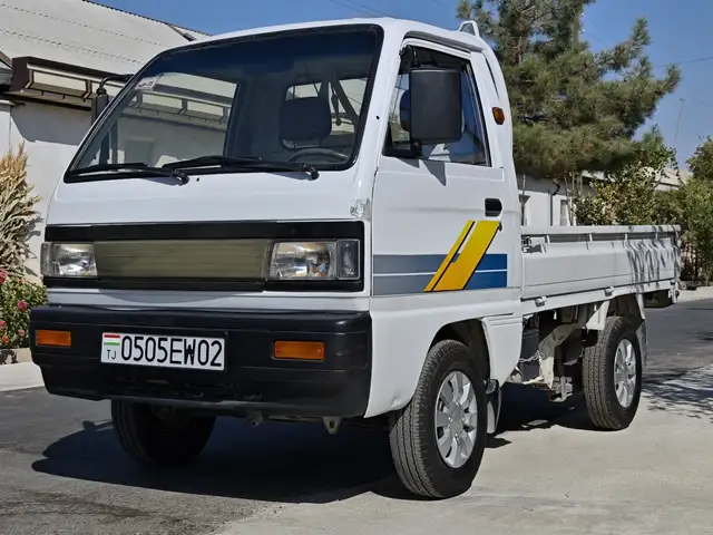 Бортовой автомобиль Daewoo Labo, 2000, Джаббор Расулов