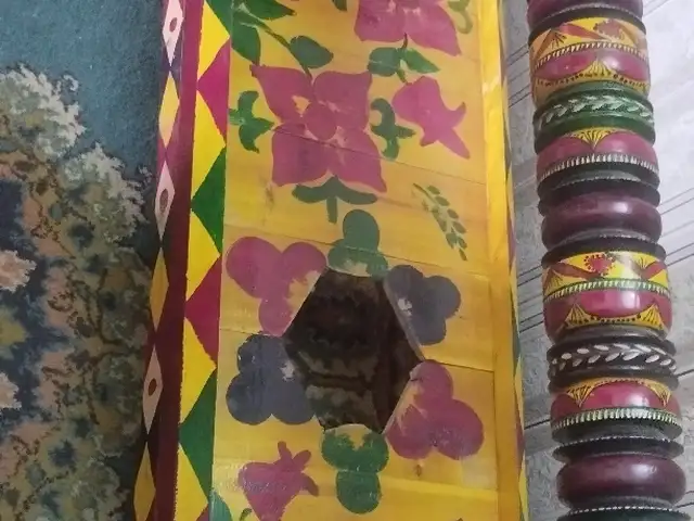 Гахвора, Хуҷанд