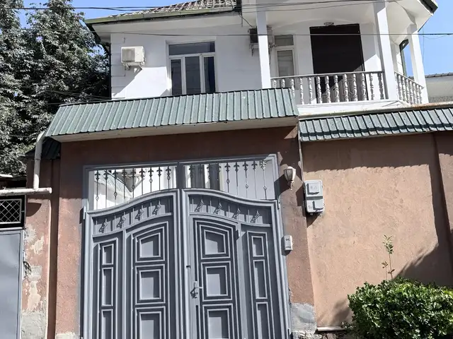 3-этажный, 7 комнатный дом, И. Сомони, Душанбе