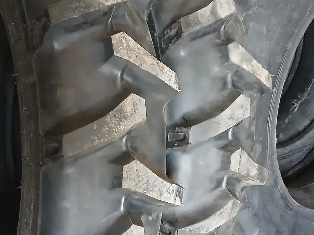 Шины 9.5-28, Худжанд