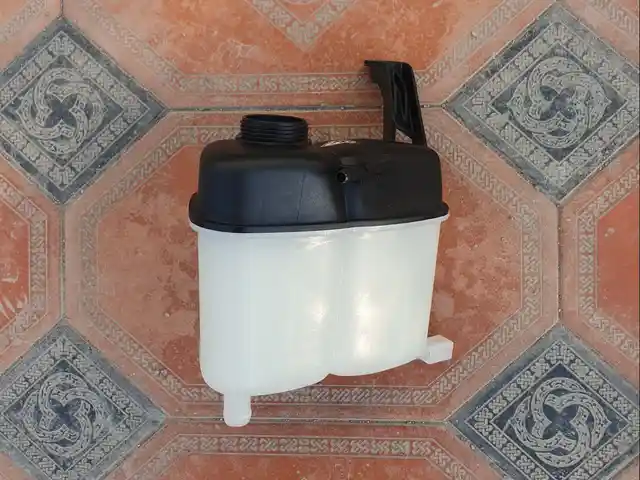 Расширительный бачок w169, Худжанд