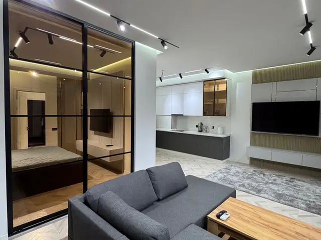 1-комн. квартира, 6 этаж, 67 м², Овир/Грандь Отель, Душанбе