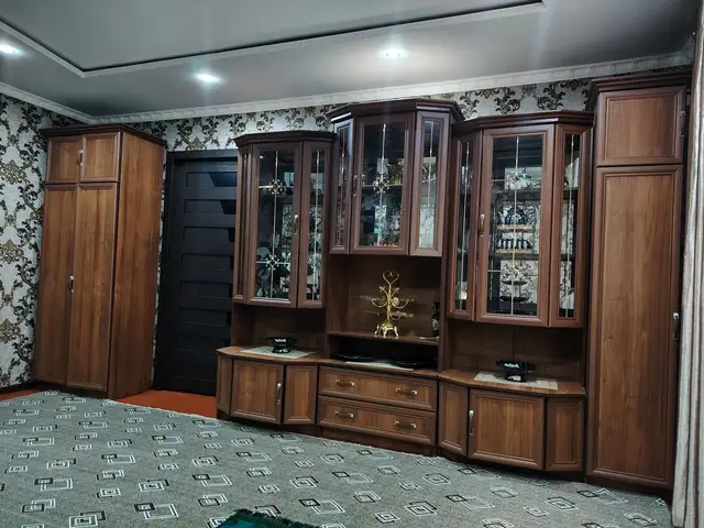Стенка, Исфара