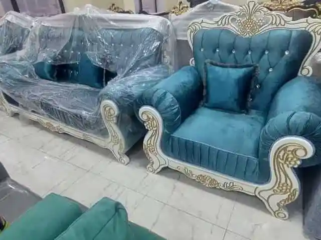 Диван с креслами, Душанбе