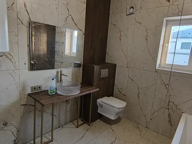 Услуга кафельщик, Худжанд
