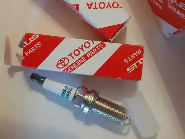 Свеча Toyota Prado Denso Platinum, Душанбе