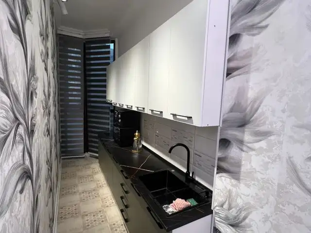 3-комн. квартира, 5 этаж, 130м², дом печати, Душанбе