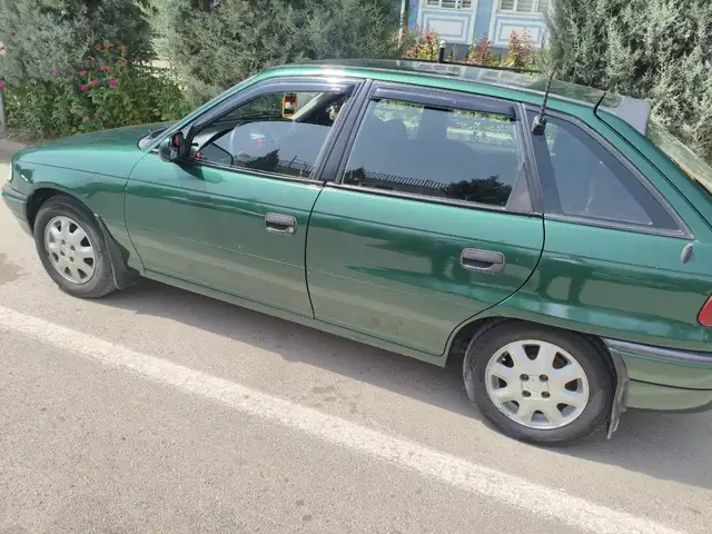 Opel Astra F
