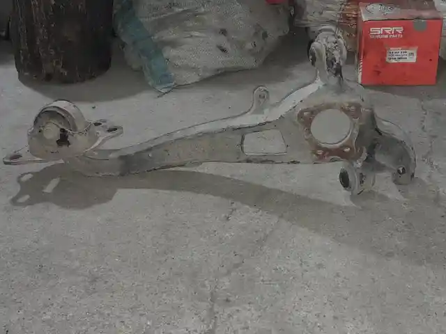 Задний левый кулак на Ореl Vectra B, Худжанд