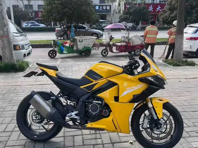 Мотоцикл Voge 525RR на заказ, Душанбе