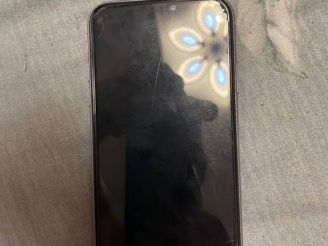 Apple iPhone 11, 64 gb, Yellow, Душанбе