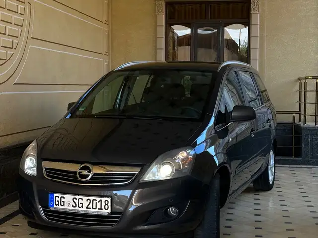 Opel Zafira