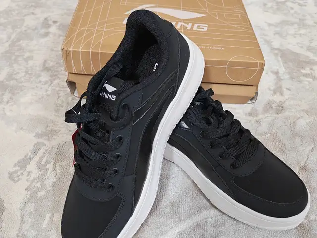 Кроссовки Li-Ning/ оригинал/стильные чëрно-белые, Душанбе