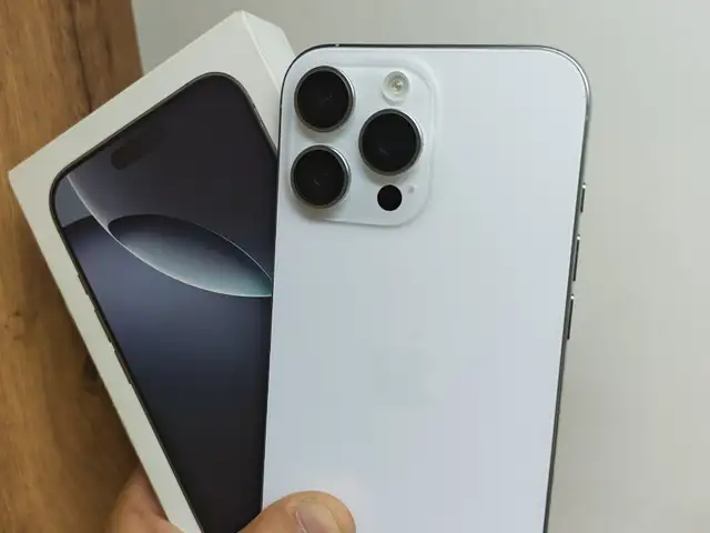 Apple iPhone 16 Pro Max, 256 gb, White Titanium, Душанбе