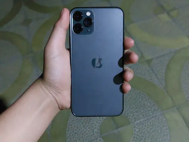Apple iPhone 11 Pro, 256 gb, Midnight Green, Душанбе