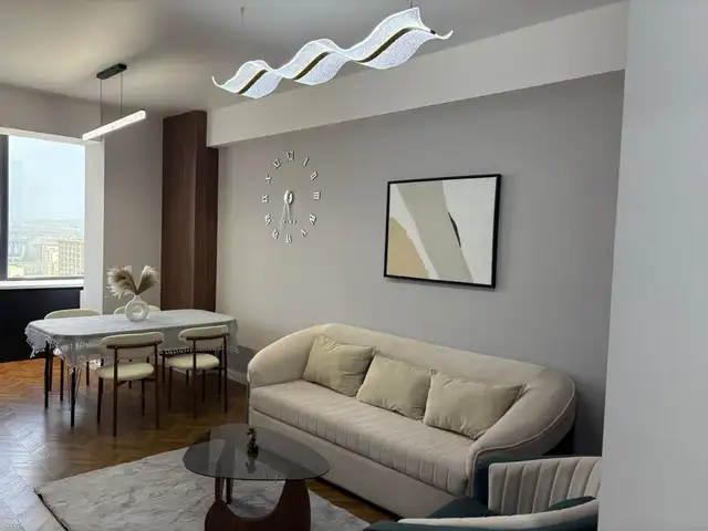 2-комн. квартира, 8 этаж, 70м², 20мкр, Хуҷанд