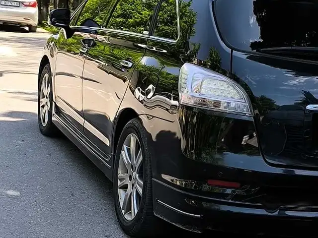 Toyota Mark X ZiO