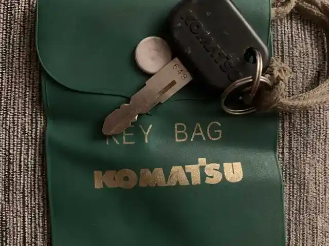 Ключ зажигания бульдозера Komatsu, Душанбе