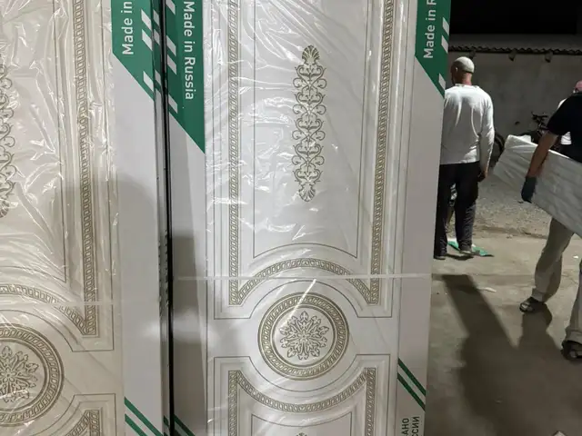Дверь, Душанбе