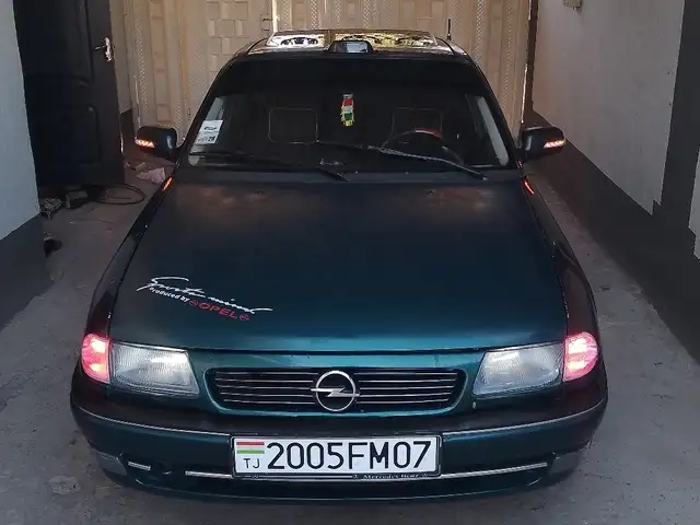 Opel Astra F