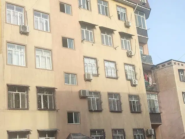 1-комн. квартира, 6 этаж, 35 м², к.Кайхонавардон 40 Б, Бохтар (Курғон-Теппа)