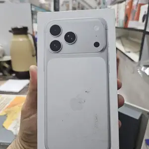 Apple iPhone 17 Pro Max, 256 gb, Silver, Хуҷанд