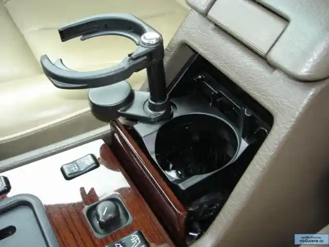 Подстаканник w202 w210, Худжанд