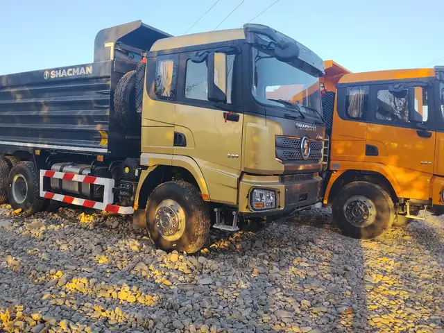 Самосвал Шакман Дулан Х3000, Душанбе