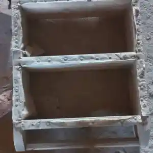Форма для кирпичей, Душанбе
