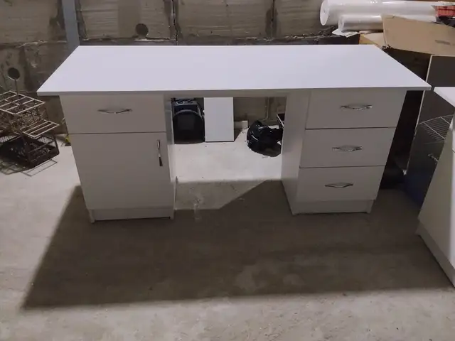 Стол, Хуҷанд