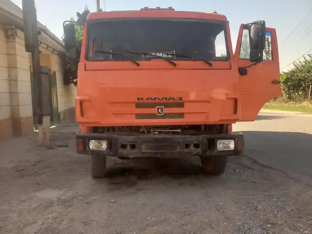 Самосвал Камаз, 1990, Турсунзода