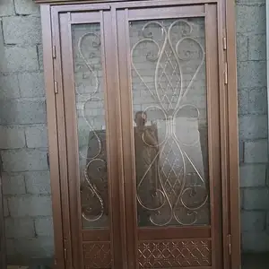 Дверь, Душанбе