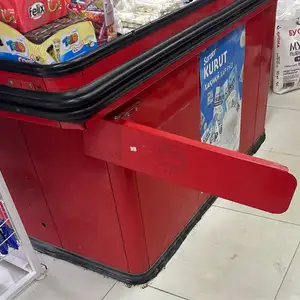 Кассовый стол, Бобоҷон Ғафуров