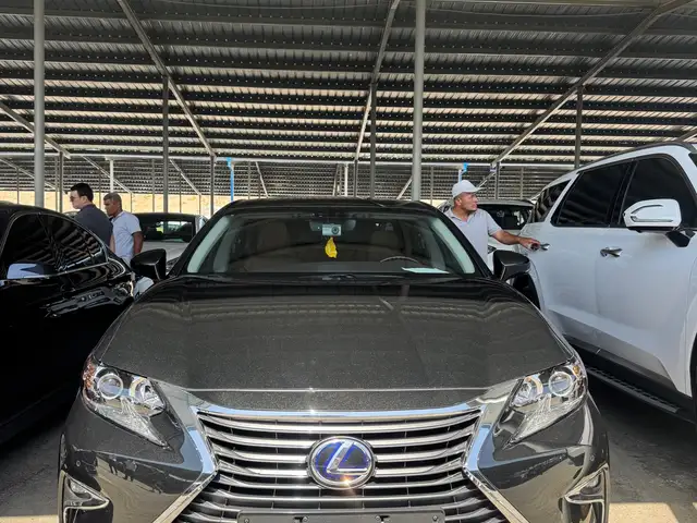 Lexus ES series