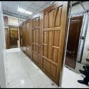 Деревянные двери, Душанбе