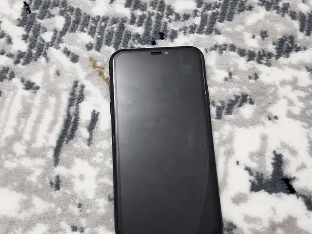 Apple iPhone Xr, 128 gb, Хуҷанд