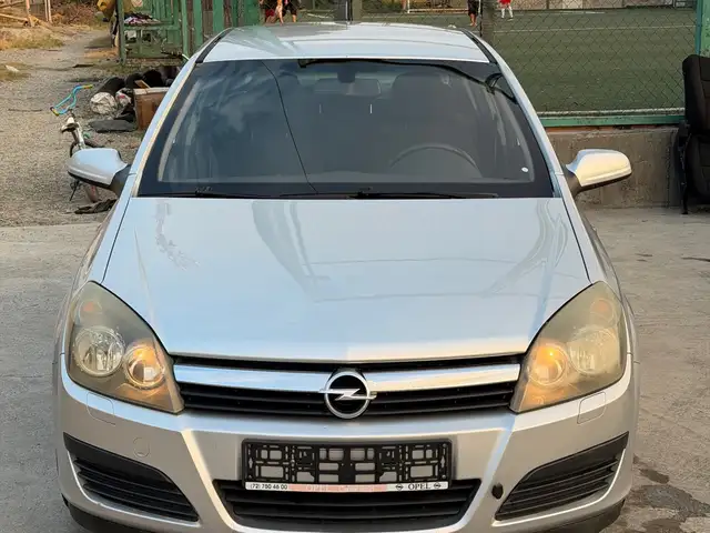 Opel Astra H