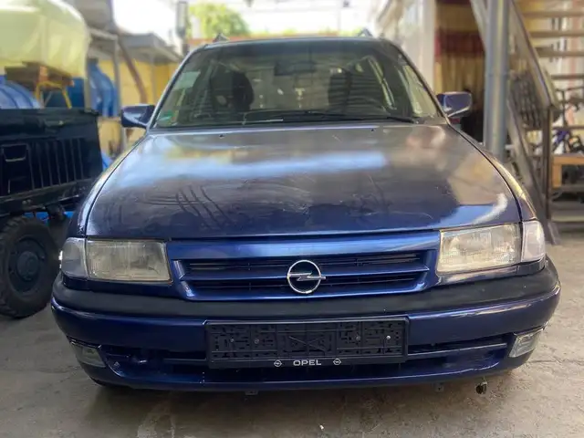 Opel Astra F