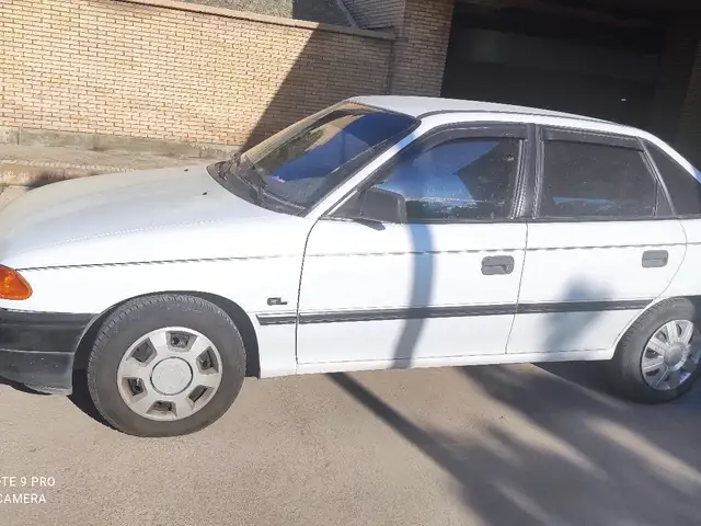 Opel Astra F
