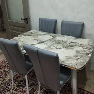 Стол и стулья, Душанбе