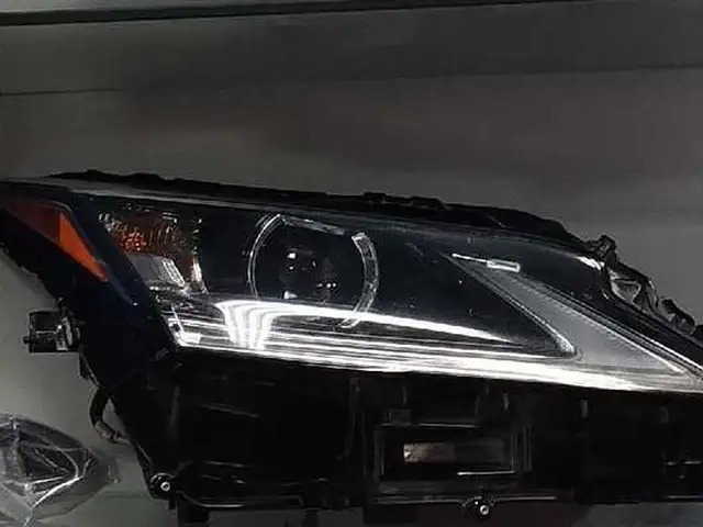 Передние фары lexus rx 350 2018 1 лупа, Душанбе