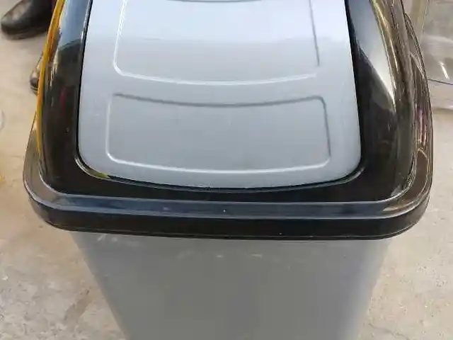 Ящик для мусора, Душанбе