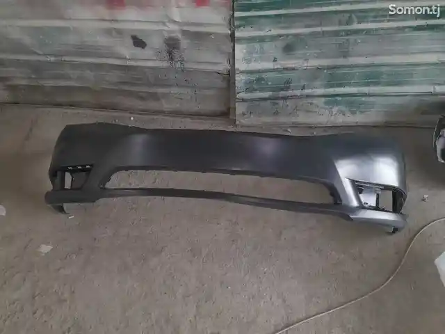 Передний бампер на Toyota Avalon 2011-2012, Душанбе