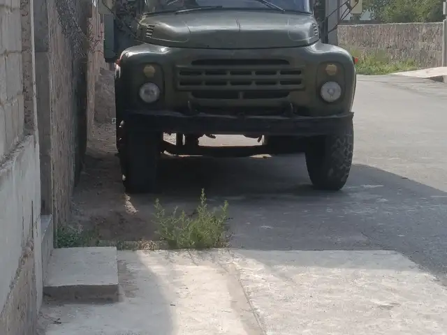 Самосвал Зил,1999, Худжанд