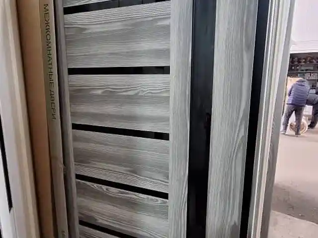Дверь, Душанбе