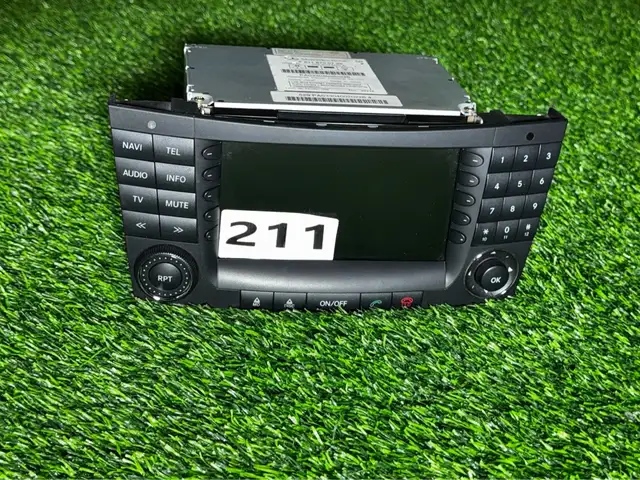 Магнитола от Mercedes E-class W211, Душанбе